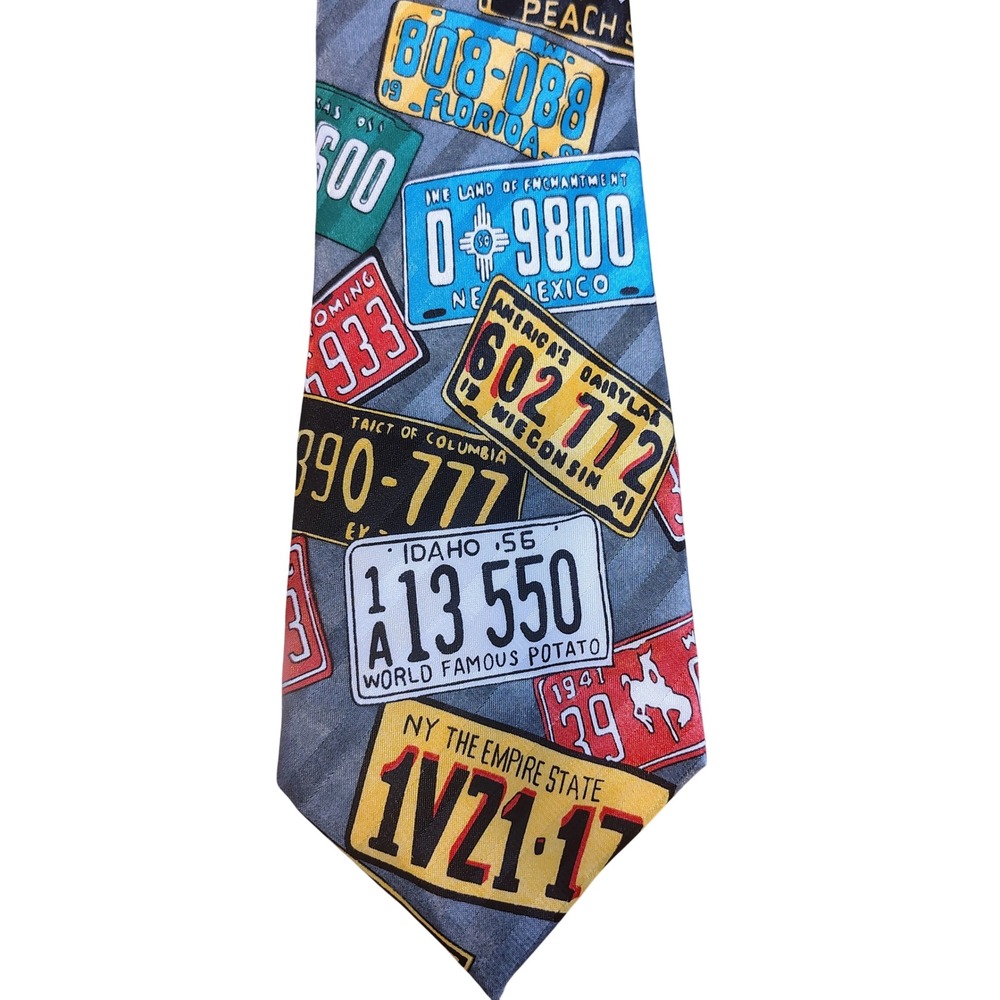 Silvia Hand Made Mens License Plate Novelty Tie VTG USA States Print Grey DMV